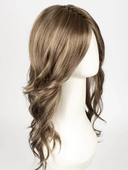 10RH16 CAFFE MOCHA | Light Brown with 33% Light Natural Blonde Highlights