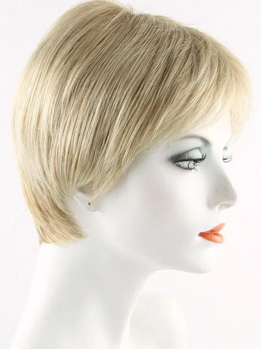 27T613F | Medium Red-Gold Blonde and Pale Nat Gold Blonde Blend with Pale Tips and Medium Red-Gold Blonde Nape