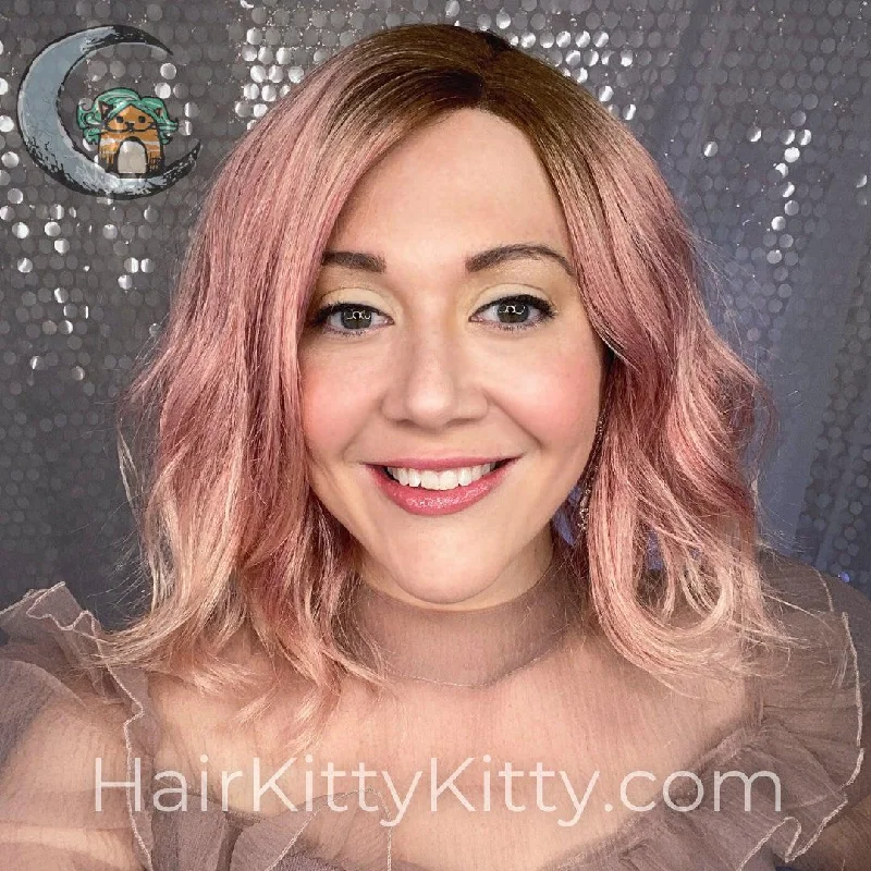 Beckett Monofilament Wig - Strawberry Shake Rooted