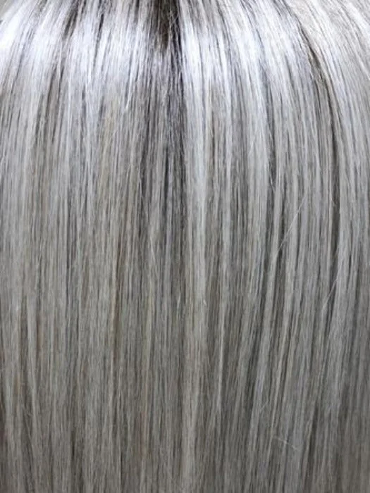 Roca Margarita Blonde | 16R/17/101B | A blend of silver, pure, ash and coconut blondes with soft, cool medium and light brown root