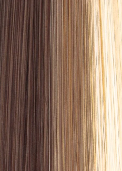 DARK-AMBER-HL | Medium Red Brown and Light Red Brown blend with Dark Brown roots and Champagne highlights