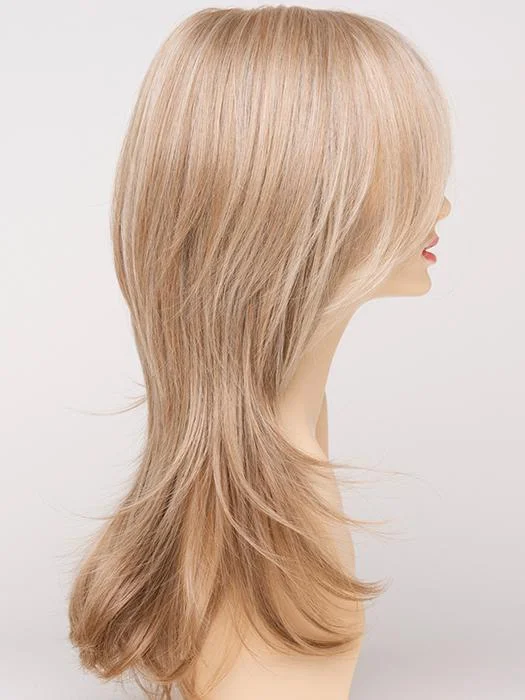 LIGHT BLONDE | 2 toned blend of Creamy Blonde with Champagne highlights