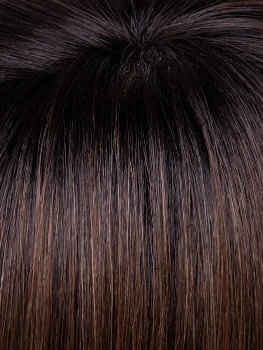 MACCHIATO | A blend of Chestnut Brown and Soft Dark Blonde with Dark Brown Roots