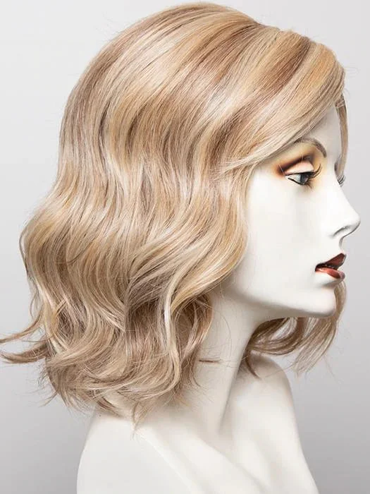 RL16/88 PALE GOLDEN HONEY | Dark Natural Blonde Evenly Blended with Pale Golden Blonde