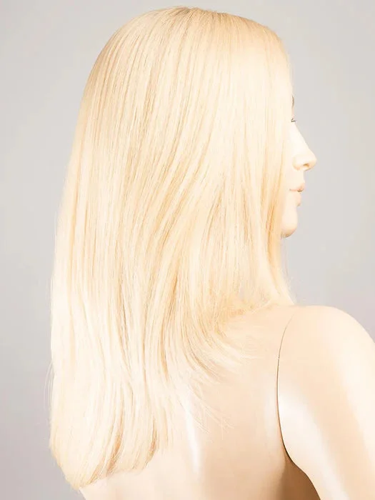 CHAMPAGNE ROOTED | Light Beige Blonde, Medium Honey Blonde, and Platinum Blonde blend with Dark Roots