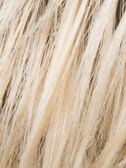 LIGHT CHAMPAGNE ROOTED | Light Beige Blonde, Medium Honey Blonde, and Platinum Blonde blend with Dark Roots