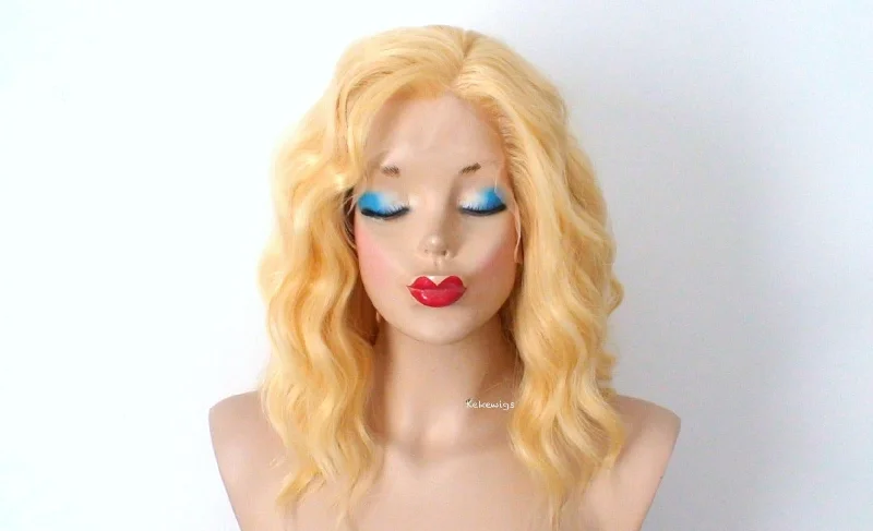 16"" Lace Front Pastel Yellow Short Wavy Hairstyle Wig