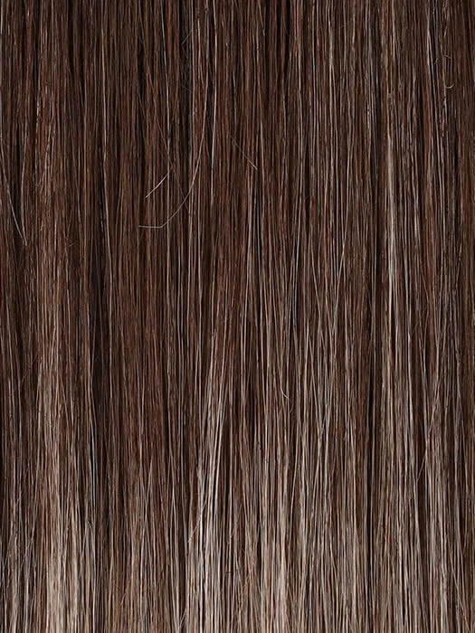 S8-18/26RO FAWN | Rich dark roots blend beautifully with honey and platinum blond hues both natural and timelessly cool in this cascading colour